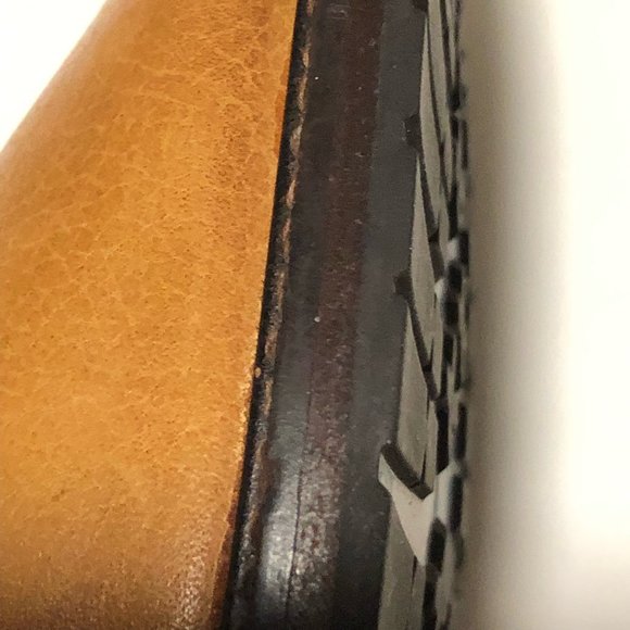 HPπ COLE HAAN Country Vibram Leather EUC Brown Heeled Ankle Boots 8B Like NEW - Picture 13 of 16
